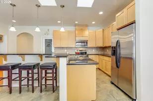 1901 Golden Way, The Dalles, OR 97058 - Photo 22