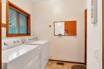 7829 SW 174th Pl, Beaverton, OR 97007 - Photo 20