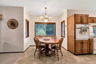 7829 SW 174th Pl, Beaverton, OR 97007 - Photo 14