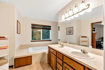 7829 SW 174th Pl, Beaverton, OR 97007 - Photo 32
