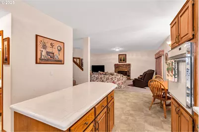 7829 SW 174th Pl, Beaverton, OR 97007 - Photo 18