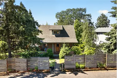 127 SE Wyers St, White Salmon, WA 98672 - Photo 1