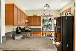 127 SE Wyers St, White Salmon, WA 98672 - Photo 10