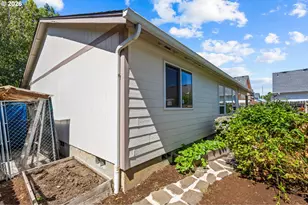 4830 Rebecca St, Salem, OR 97305 - Photo 30