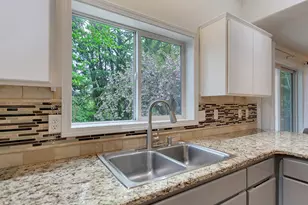21249 SW Houston Dr, Sherwood, OR 97140 - Photo 20