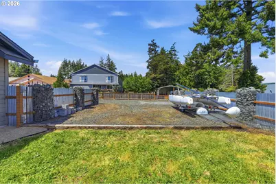 1611 Ash St, North Bend, OR 97459 - Photo 42