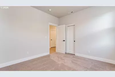 2281 Veneta Ave S, Salem, OR 97306 - Photo 8