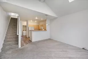 6217 S Virginia Ave, Portland, OR 97239 - Photo 14