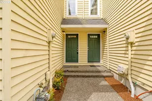 6217 S Virginia Ave, Portland, OR 97239 - Photo 2