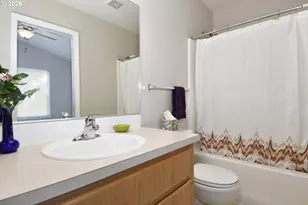 15816 NE Milton Pl, Portland, OR 97230 - Photo 24