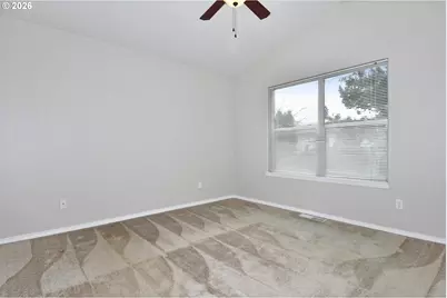 15816 NE Milton Pl, Portland, OR 97230 - Photo 22