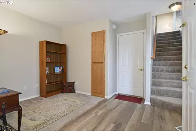 15816 NE Milton Pl, Portland, OR 97230 - Photo 6