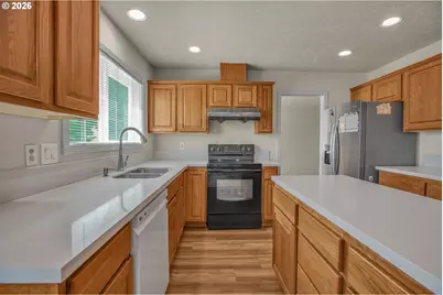 4920 Countryside Dr, Salem, OR 97305 - Photo 8