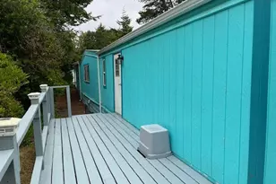 1600 Rhododendron Dr, Florence, OR 97439 - Photo 16