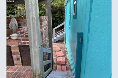 1600 Rhododendron Dr #41, Florence, OR 97439 - Photo 10