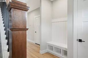 195 Iowa St, Silverton, OR 97381 - Photo 6