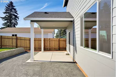 195 Iowa St, Silverton, OR 97381 - Photo 40