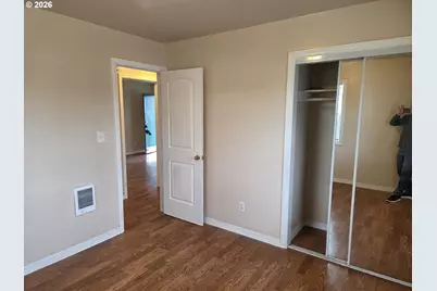 1306 S 3rd Ave, Kelso, WA 98626 - Photo 10