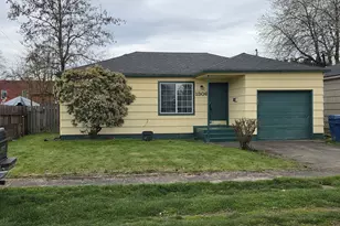 1306 S 3rd Ave, Kelso, WA 98626 - Photo 2