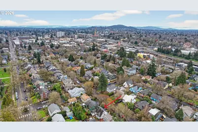 3425 NE Tillamook St, Portland, OR 97212 - Photo 38