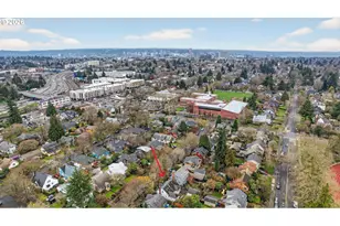3425 NE Tillamook St, Portland, OR 97212 - Photo 36