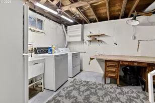 3425 NE Tillamook St, Portland, OR 97212 - Photo 28