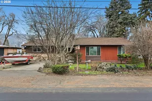 3244 W 7th St, The Dalles, OR 97058 - Photo 1