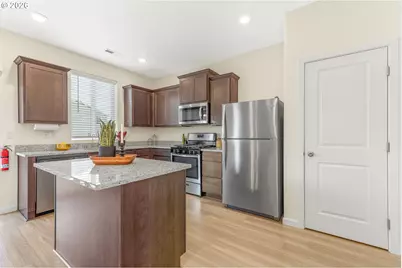 1228 W 16th Ave, La Center, WA 98629 - Photo 10