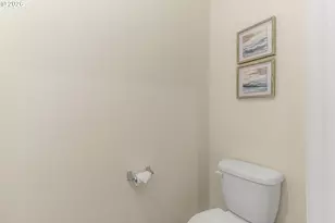 1228 W 16th Ave, La Center, WA 98629 - Photo 8