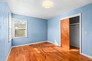 469 NE Sterling Dr, Roseburg, OR 97470 - Photo 18