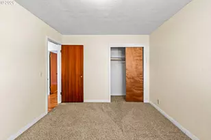 469 NE Sterling Dr, Roseburg, OR 97470 - Photo 20