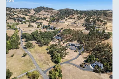 425 Cross Creek Dr, Roseburg, OR 97471 - Photo 48