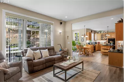 425 Cross Creek Dr, Roseburg, OR 97471 - Photo 18