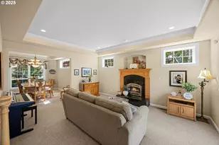 425 Cross Creek Dr, Roseburg, OR 97471 - Photo 8