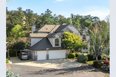 425 Cross Creek Dr, Roseburg, OR 97471 - Photo 1