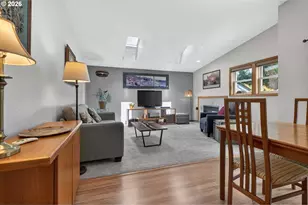 325 Bushnell Ln, Eugene, OR 97404 - Photo 10