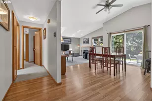 325 Bushnell Ln, Eugene, OR 97404 - Photo 8
