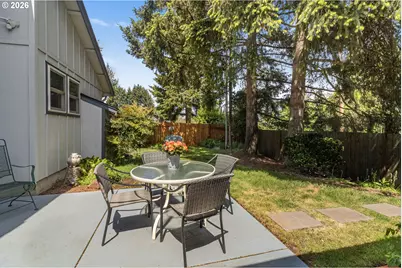 325 Bushnell Ln, Eugene, OR 97404 - Photo 28