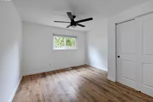 5714 NE Ainsworth St, Portland, OR 97218 - Photo 10