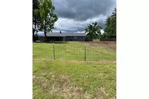 82277 Davisson Rd, Creswell, OR 97426 - Photo 2