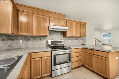 1901 SE 177th Ave, Portland, OR 97233 - Photo 12