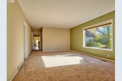 1060 Silver Falls Dr NE, Silverton, OR 97381 - Photo 32