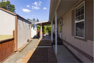 11584 SW Royal Villa Dr, Portland, OR 97224 - Photo 30