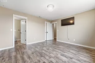 967 E 16th St, Lafayette, OR 97127 - Photo 14