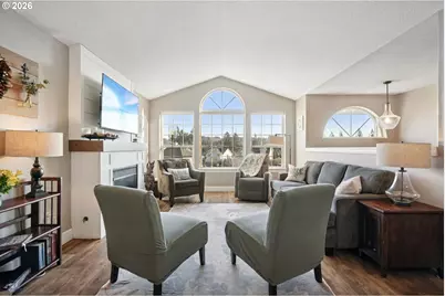 1882 SW Spence Ave, Troutdale, OR 97060 - Photo 6