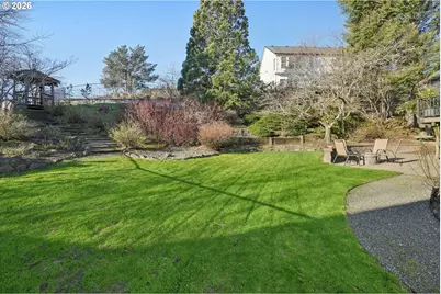 1882 SW Spence Ave, Troutdale, OR 97060 - Photo 36