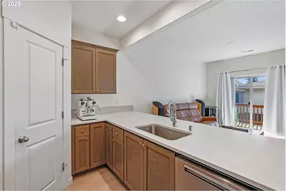 1121 N Auburn Pl, Ridgefield, WA 98642 - Photo 18