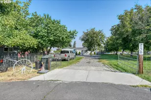 256 NW Jewell Ct, Irrigon, OR 97844 - Photo 28