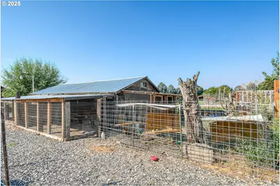 256 NW Jewell Ct, Irrigon, OR 97844 - Photo 40