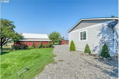 256 NW Jewell Ct, Irrigon, OR 97844 - Photo 44